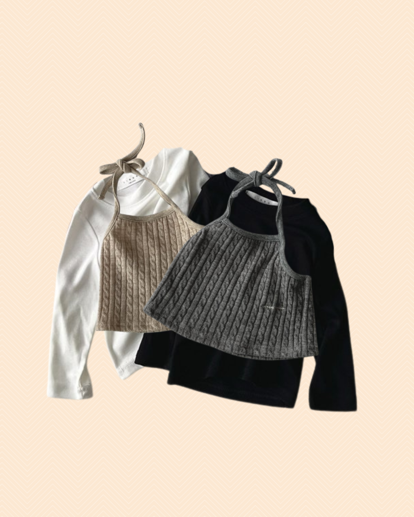 吊帶背心配純色長袖T